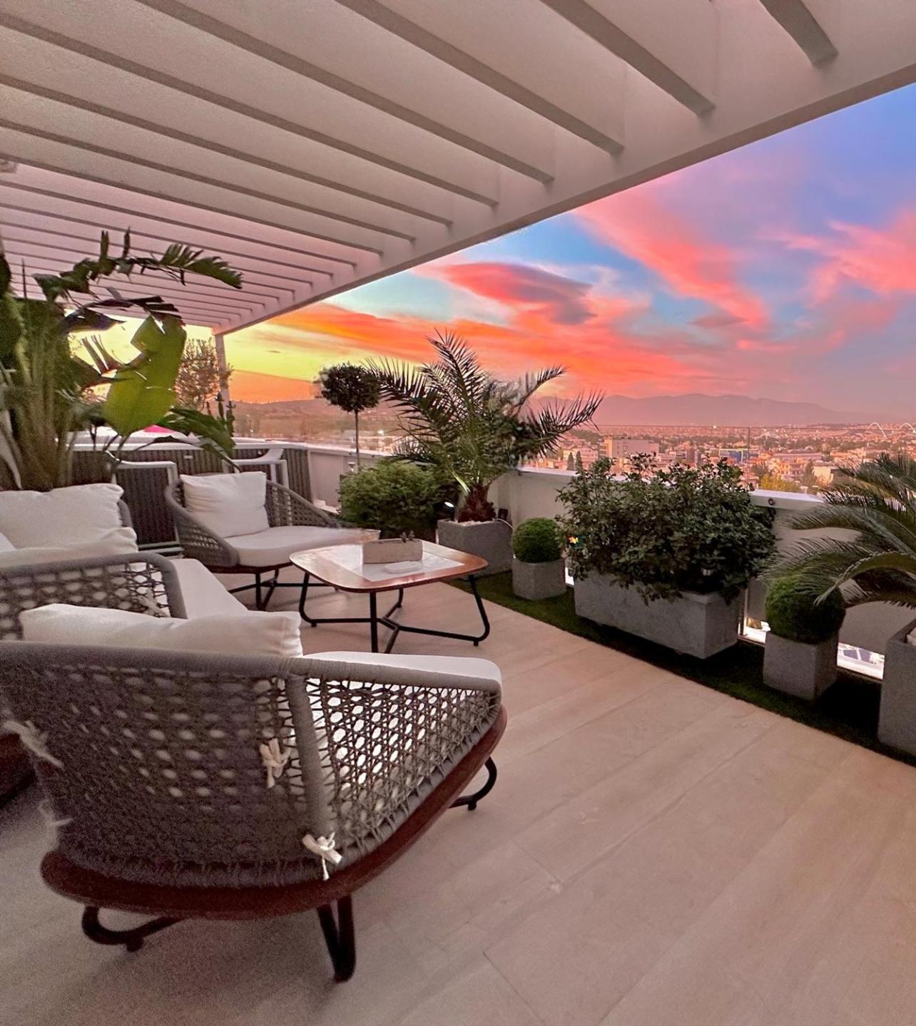 One 360 Skyline Athens Penthouses Extérieur photo